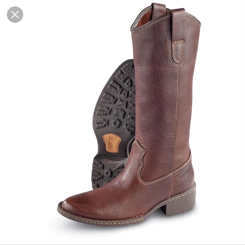 Women's Born Shavano boot. Size 6